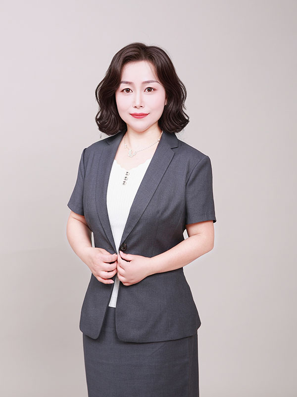 凌贵玉 行政经理