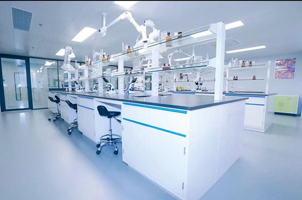 60a6f1a362e847279be0c299981d33c3